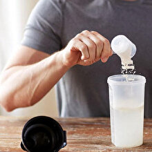 Protein tozu kullanmak zararlı mı?