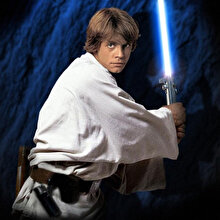 Star Wars hayranları heyecanlı: Luke Skywalker'ın ışın kılıcı satışa çıkıyor