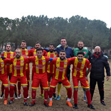 Hem imam hem futbolcu