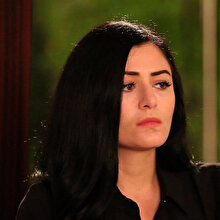 Deniz Çakır'ın hakaret ettiği iddia edilen başörtülü kadınlar şikayetçi oldu