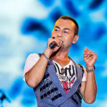 Serdar Ortaç kardeşi için dua istedi