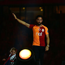 Galatasaray Tarık Çamdal'dan kurtuluyor