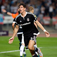 Beşiktaş'ta yıldızlar çabuk kayıyor