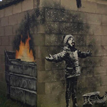 Banksy'nin 100 bin sterline satılan garaj duvarı graffitisi