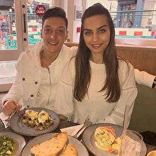Mesut Özil ve Amine Gülşe evleniyor