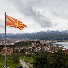 Yunanistan ile Makedonya arasında isim anlaşması onaylandı