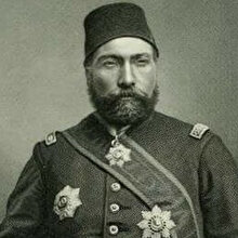 Beklemek vardır, koşarak.