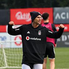 Quaresma'ya 2 maç men