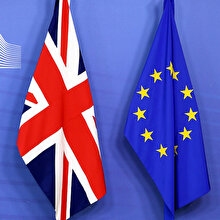 Theresa May'den 'Brexit kördüğümünü' çözmek için ilk adım