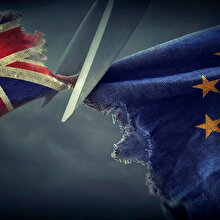 Diplomatlardan İngiltere Başbakanı May'e çağrı: Ya Brexit'i geciktir, ya da ikinci referanduma git