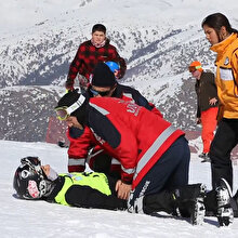 Sivas'ta snowboard yarışları