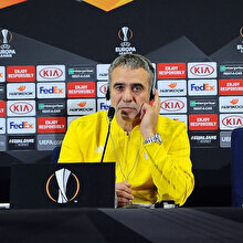 Ersun Yanal'dan 'forvetsiz' kadro