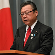 Japon bakan 3 dakika geç kaldı 5 saat boykot edildi