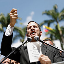 Guaido Venezuela’ya dönüyor: Sokak eylemleri istedi
