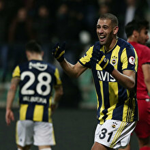 Slimani için olay iddia: İdmanda boş kaleye gol atamıyor