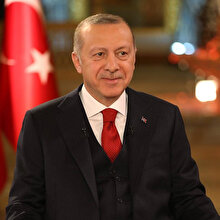 Cumhurbaşkanı Recep Tayyip Erdoğan'dan nişanlanan çifte sürpriz