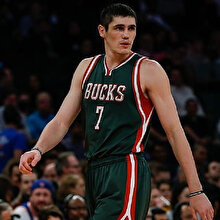 Ersan İlyasova'dan 15 sayı