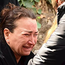 Demet Akbağ taziye ziyaretinde fenalaştı