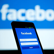 Facebook ve Instagram çöktü: Birçok kullanıcı sosyal ağlara erişemiyor