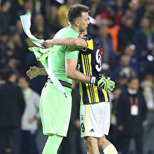 Muslera'nın formasını istedi