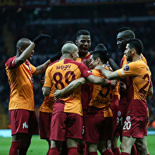Galatasaray'ın golünde 'bek' detayı
