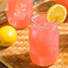 Günün içeceği: Çilekli limonata