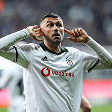 Burak Yılmaz iki takımı geçti