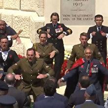 Yeni Zelanda askerleri Gelibolu'da haka dansı yaptı