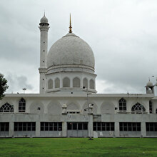 Keşmir'in kutsal merkezi: Hazratbal