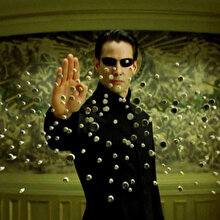 Wachowski kardeşler Matrix 4 ile geri dönecek mi?