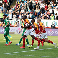 Rizespor-Galatasaray maçının tartışmaları sürüyor