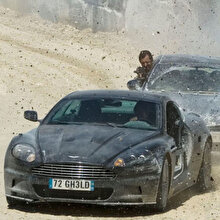 James Bond | Aston Martin kovalama sahnesi
