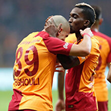 Galatasaray'ı şampiyon yapan ikili: Feghouli & Onyekuru