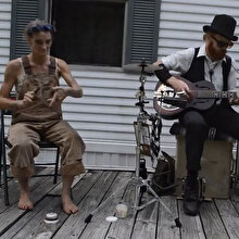 Engelli teyzenin muhteşem müzik performansı
