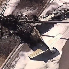 Arizona'da otoyolun kenarına düşen uçak