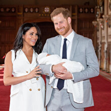 Meghan Markle bebeğinin fotoğrafını ilk kez paylaştı: Babalar günün kutlu olsun Harry