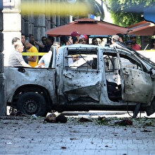Tunus'ta polis aracına intihar saldırısı