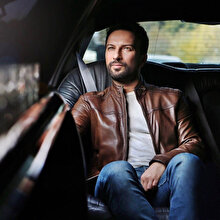 Tarkan'dan büyük vefa: Şarkılarının telif hakkını Mehmetçik Vakfına bağışlıyor