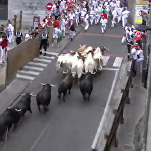 İspanya'da eziyet devam ediyor: San Fermin Boğa Koşusu