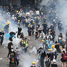 Hong Kong'da protestolar sonuç verdi: İade tasarısı çekiliyor