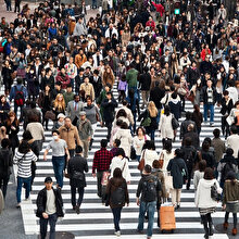 Japonya'da nüfus düşüşe geçti: Çareyi yabancı işçide arıyorlar