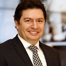 Hakan Atilla kimdir?