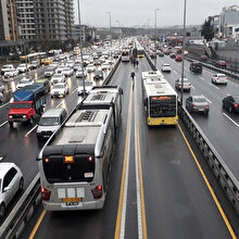 Metrobüsler çarpıştı: 10 kişi yaralı