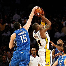 Hidayet Türkoğlu'ndan Kobe Bryant'a unutulmaz blok