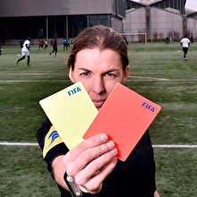 Yüzyılın Futbol Olayı: Süper Kupa finaline Stephanie Frappart atandı