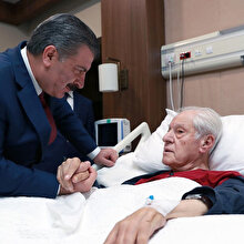 Yazar Nuri Pakdil taburcu oldu