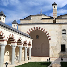 Fatih Sultan Mehmet'in eğitim aldığı medrese restore edildi