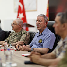 Milli Savunma Bakanı Akar ve komutanlar Şanlıurfa'da