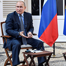 Putin ve Macron'un beden dili ne anlattı?