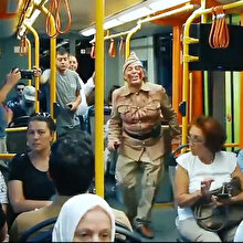 Metroda zafer ruhu: Vatandaşların gözleri doldu